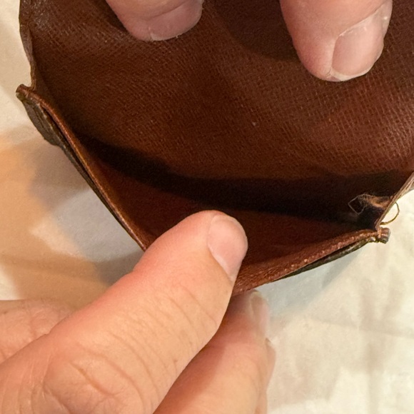 Louis Vuitton monogram card holder - Picture 7 of 7